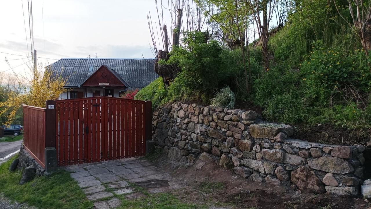Meselak Villa Ocna de Sus Exteriör bild